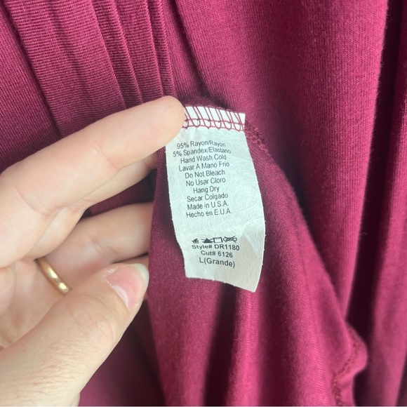 NWT Mod Ref Burgundy Dress with Tie Front & Cut Out Details - Large - Picture 8 of 12